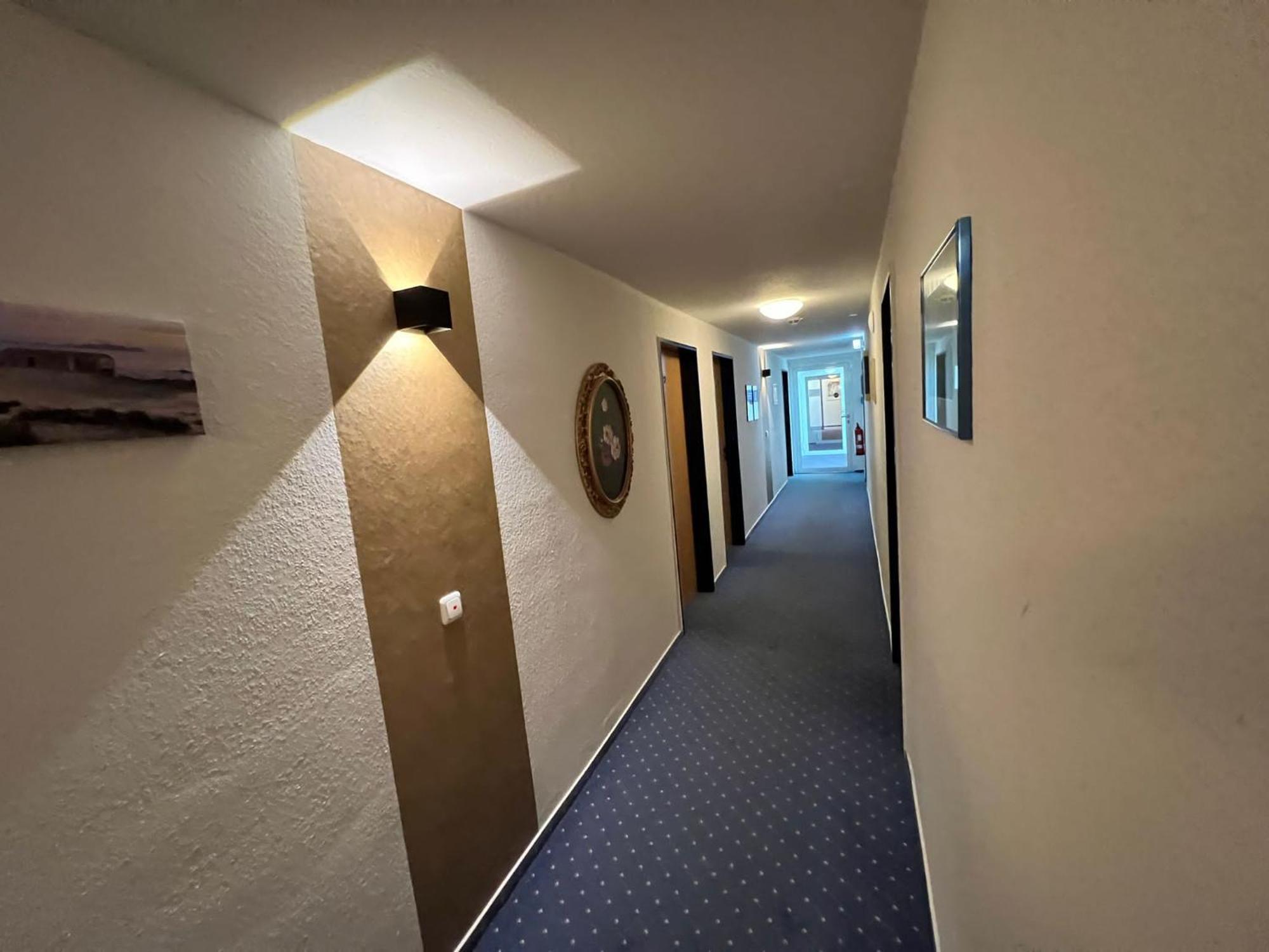 Hotel Am Klieversberg Wolfsburg Bagian luar foto