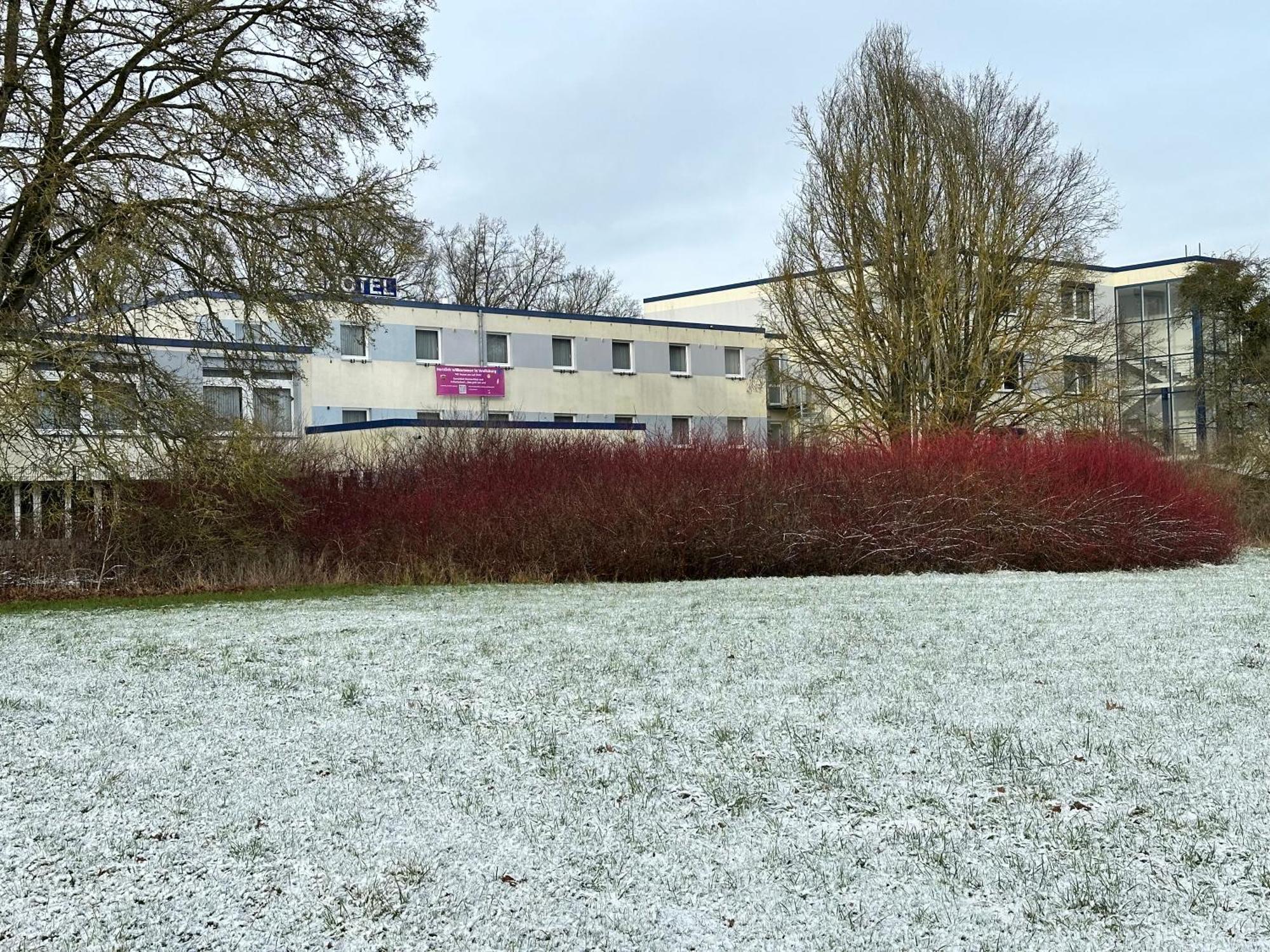 Hotel Am Klieversberg Wolfsburg Bagian luar foto